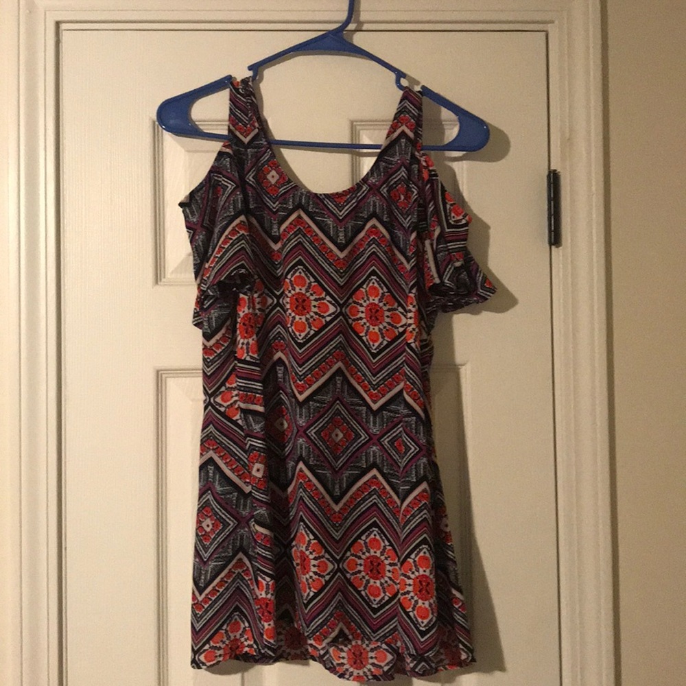 Flowy cold shoulder blouse OBO